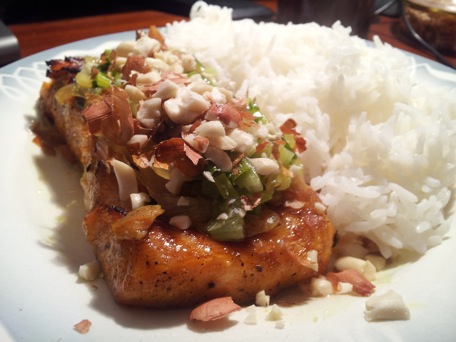 Ca nuong hanh mo (grilled salmon with scallion-infused oil)