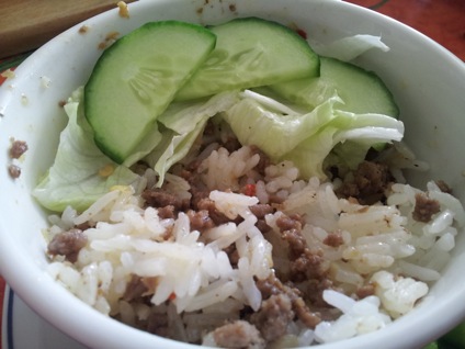 Thit bo ruoc sa: minced beef with lemongrass and shrimp paste