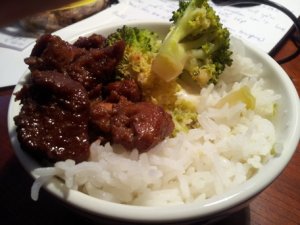 Thit heo kho: caramel pork