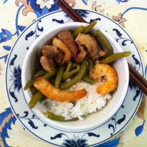 Tôm rang thịt ba chỉ (grilled shrimp and pork belly)